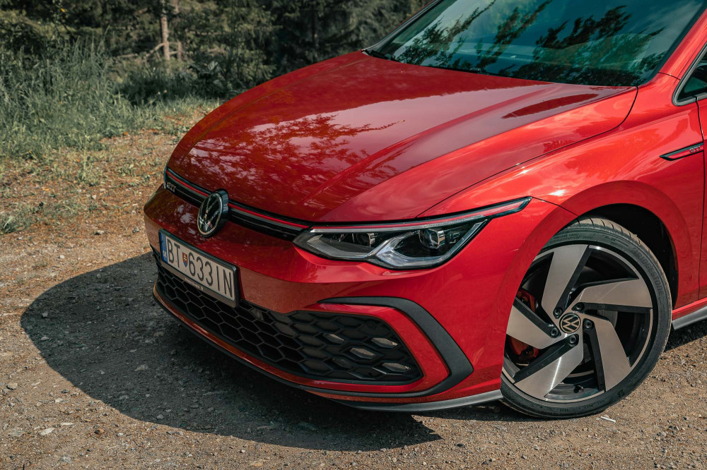 Volkswagen Golf GTI